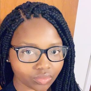 Meet your Posher, Kierra